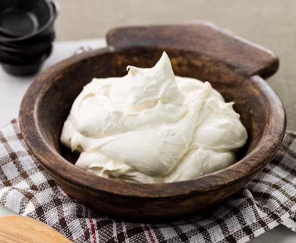 Mascarpone artesanal — queso cremoso italiano para tiramisú